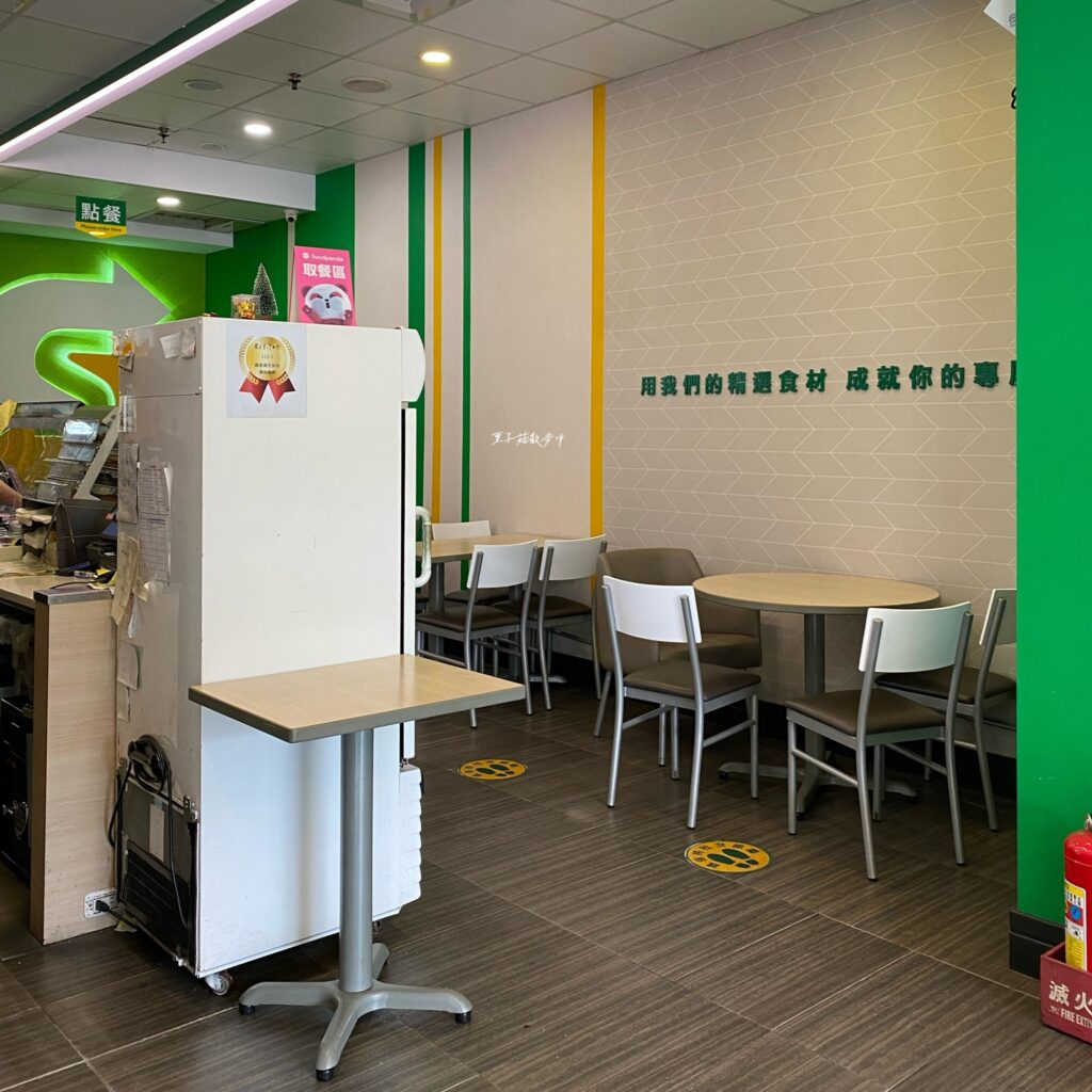 subway店內照