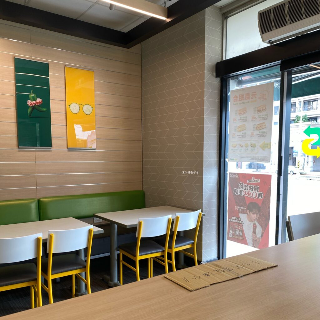 subway店內照
